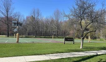 29 Westminster Dr, Burlington, VT 05408