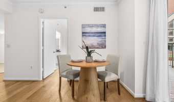 3830 9TH St N 109W, Arlington, VA 22203