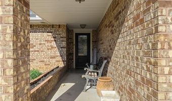 3133 Cardinal Dr, Ardmore, OK 73401