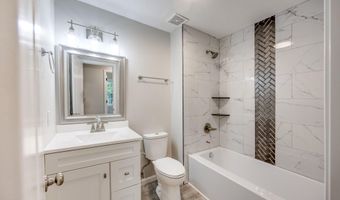 138 Springhill Dr, Bardstown, KY 40004