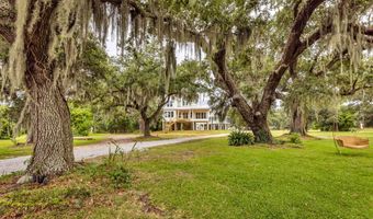 642 N Beach Blvd, Bay St. Louis, MS 39520