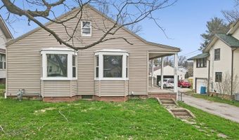 1073 Parkside Dr, Alliance, OH 44601