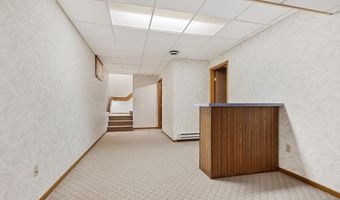 1402 N Arch St, Aberdeen, SD 57401