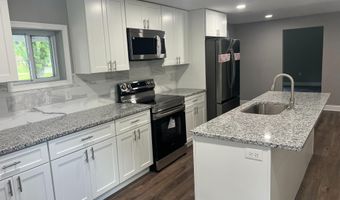 701 FARMINGTON Rd W, Accokeek, MD 20607