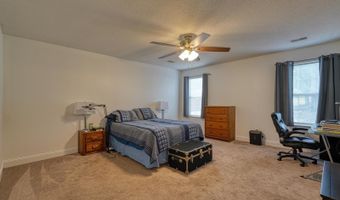 502 Usher Ct, Boiling Springs, SC 29316