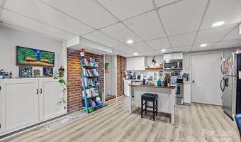 495 Fairview Rd, Asheville, NC 28803