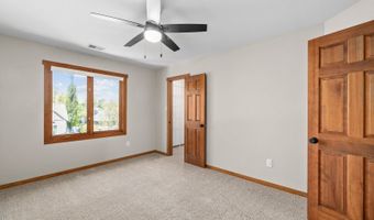 618 OAKHURST Dr, Cheyenne, WY 82009