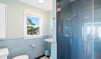 409 East Ave, Bay Head, NJ 08742