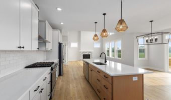 11290 Shoreline Dr 121, Allendale, MI 49401