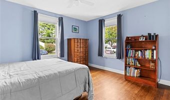 25 Woodbine St, East Providence, RI 02915