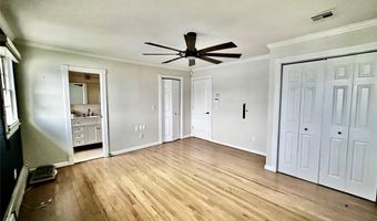 59 Western Concourse, Amity Harbor, NY 11701