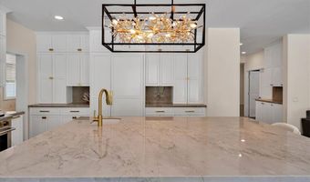 712 S Lost Canyon Rd, Anaheim, CA 92808