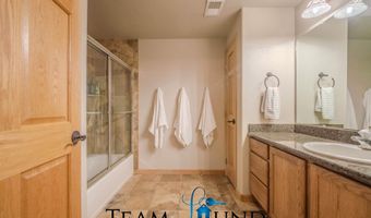 5102 Vista Way, Casper, WY 82601