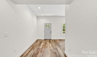 73 Rocking Porch Rd, Asheville, NC 28805