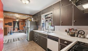 207 8th Ave, Belle Fourche, SD 57717