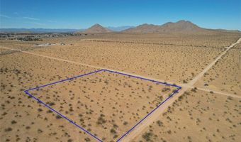 8 Falchion Rd, Apple Valley, CA 92307