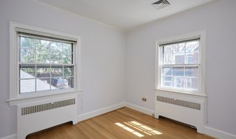 5135 MASSACHUSETTS Ave, Bethesda, MD 20816