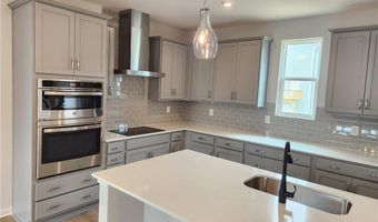 821 York Aly, Acworth, GA 30102