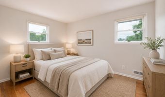 540 Sherman Ave, Belford, NJ 07718