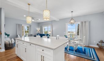 314 Chases Ln C, Middletown, RI 02842