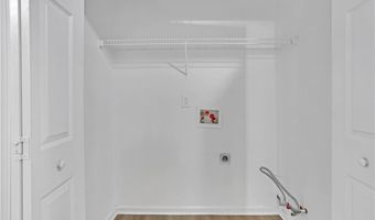 6618 Shady Ridge Ln, Austell, GA 30168