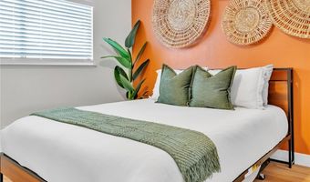 425 Golden Valley Dr, Henderson, NV 89002