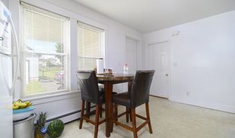 20 Laurel St, Danbury, CT 06810
