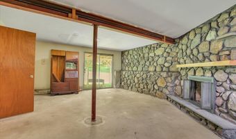16 Rosewood Ln, Bolton, CT 06043