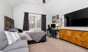 132 Codfish Hill Rd, Bethel, CT 06801