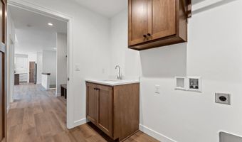 625 KIRKLAND Ave, Algoma, WI 54201