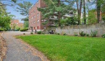 995 Massachusetts Ave 102, Arlington, MA 02476