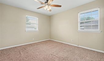 345 Lakeside Dr, Altus, OK 73521