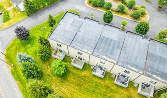 3 Bryn Mawr Ct, Albany, NY 12211