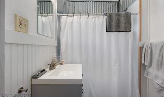 104 106 Elm St, Anaconda, MT 59711