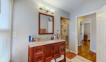 1897 Central Ave, Bridgeport, CT 06610