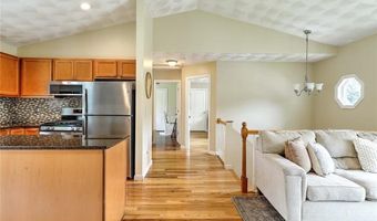 5 Craigie Ave, Johnston, RI 02919