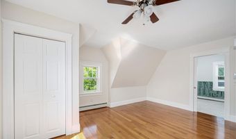 88 Wentworth Ave, Cranston, RI 02905