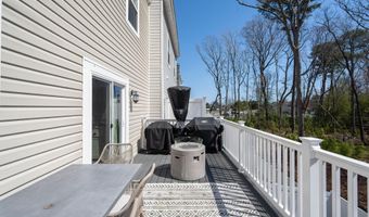 12455 SEA OAKS Ln 4, Berlin, MD 21811