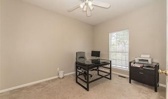 573 Castle Ridge Dr, Ballwin, MO 63021