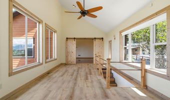 125 Cottage Ln, Bonners Ferry, ID 83805