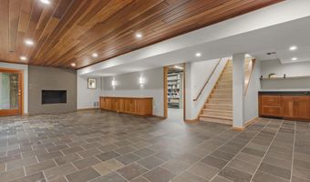 6921 AYR Ln, Bethesda, MD 20817