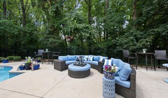 3138 Curling Creek Dr, Apex, NC 27502