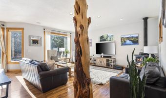17130 Mayfield Dr, Bend, OR 97707