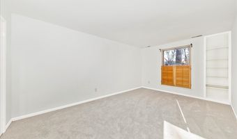 3316 WOODBURN VILLAGE Dr 12, Annandale, VA 22003