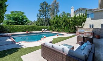 5557 Adelina Ct, Agoura Hills, CA 91301