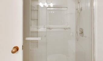 1805 CRYSTAL Dr 1102S, Arlington, VA 22202