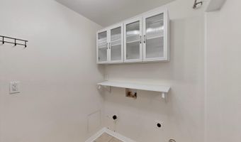 2419 Lead Ave SE, Albuquerque, NM 87106