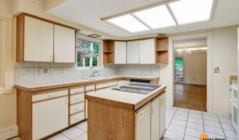 1336 Staubbach Cir, Anchorage, AK 99508