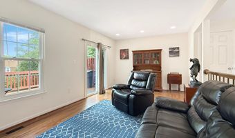 1045 COPPERSTONE Ct, Rockville, MD 20852