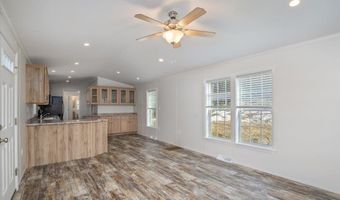 843 High St 14B, Candia, NH 03034